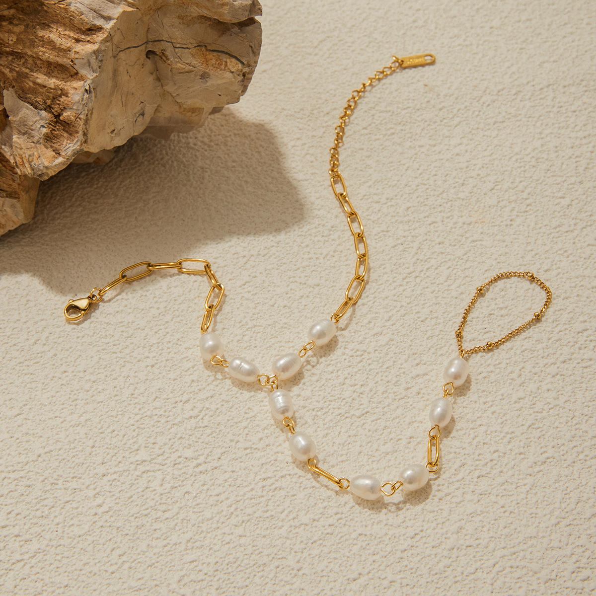 18K Gold Plated Stainless Steel Finger Bracelet – Elegant Freshwater Pearl Hand Chain Jewelry for Women - Image 2