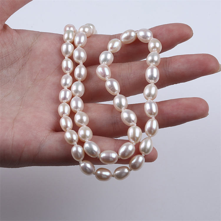 Elegant 7-8mm Natural White Freshwater Rice Pearl Necklace – Classic Jewelry for Women - Image 2