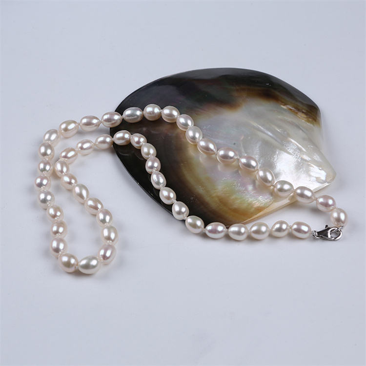 Elegant 7-8mm Natural White Freshwater Rice Pearl Necklace – Classic Jewelry for Women - Image 3